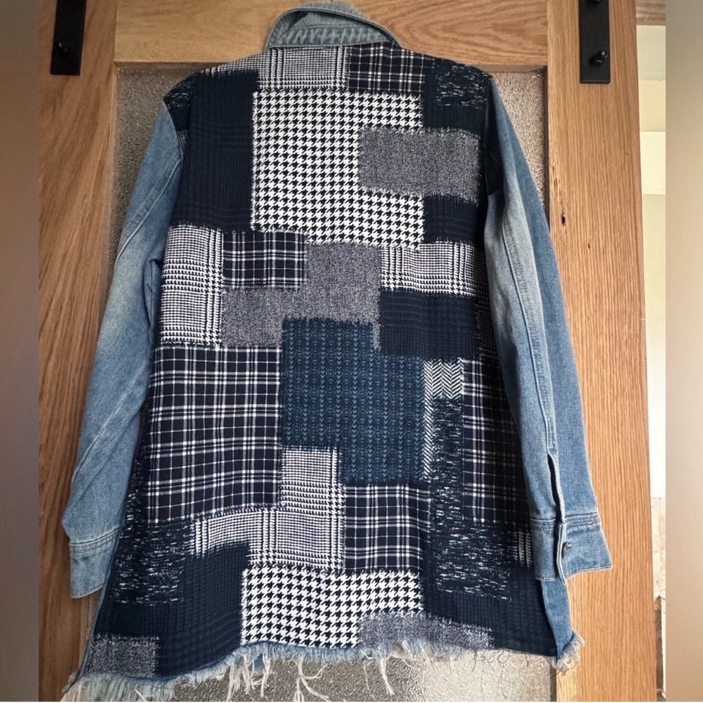 BKE Patchwork Back Distressed Denim Jacket Small … - image 3
